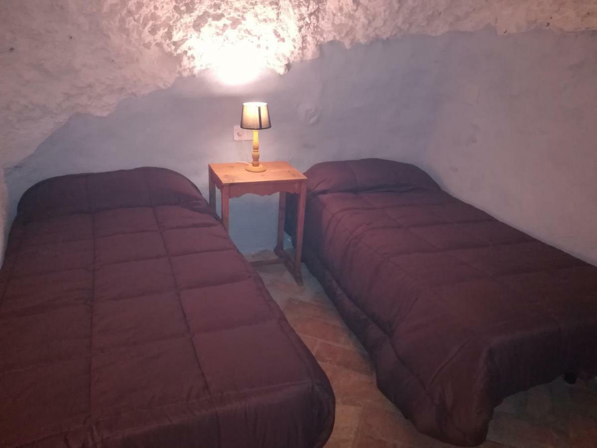 Cueva El Madrono Villa Pegalajar Ngoại thất bức ảnh