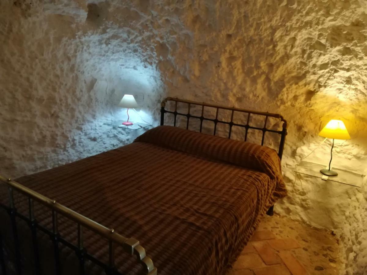 Cueva El Madrono Villa Pegalajar Ngoại thất bức ảnh